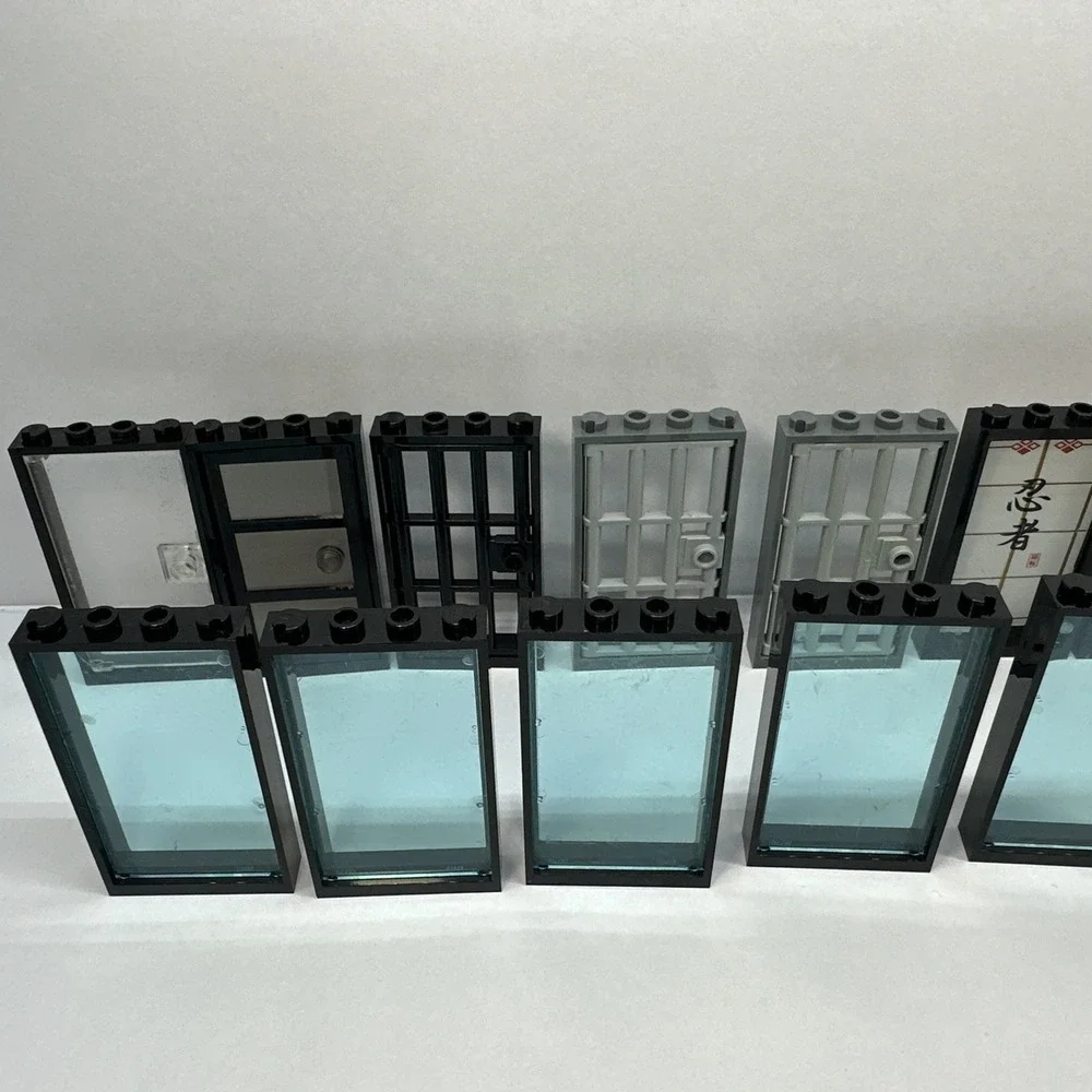 LEGO Lot Of Various Doors‎ & Windows